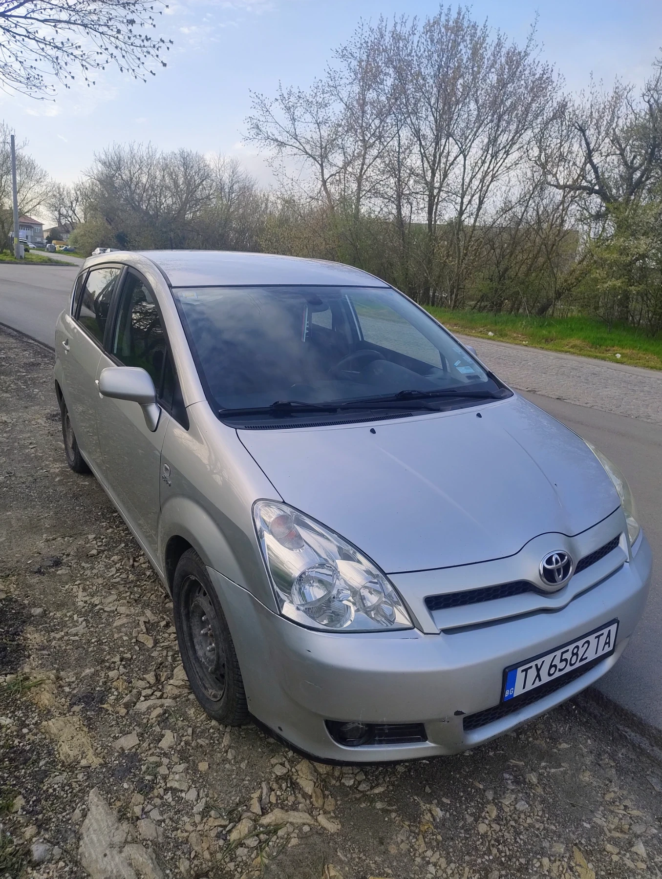 Toyota Corolla verso, снимка 6 - Автомобили и джипове - 54273656