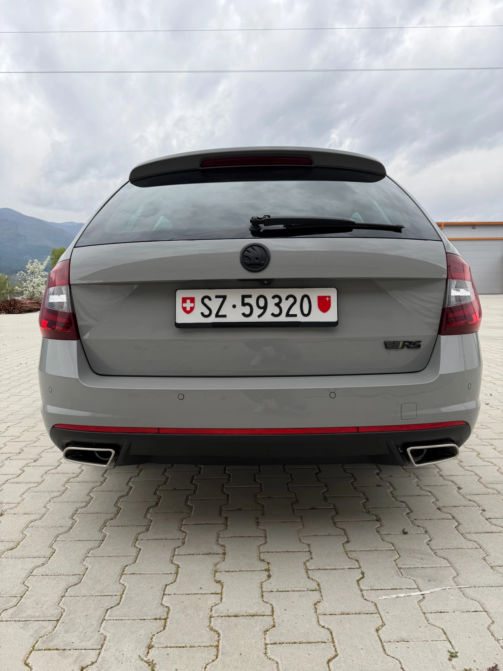 Skoda Octavia VRS 230кс, снимка 5 - Автомобили и джипове - 54228395