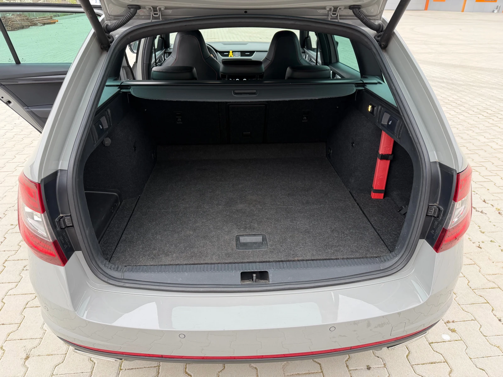 Skoda Octavia VRS 230кс, снимка 14 - Автомобили и джипове - 54228395