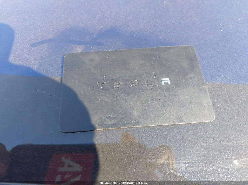 Tesla Model 3 Long Range/Mid Range, снимка 11 - Автомобили и джипове - 54273292