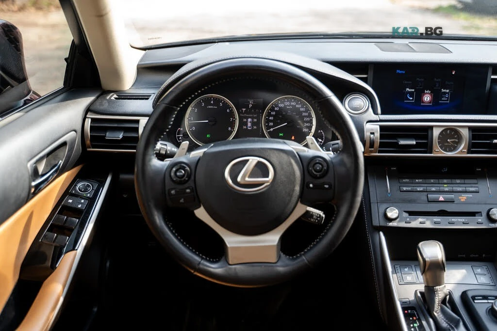 Lexus IS 300 AWD* АвтоКредит* (ЦЕНА ДО БГ), снимка 9 - Автомобили и джипове - 54569418