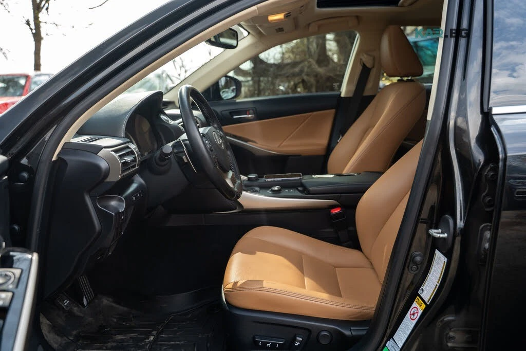 Lexus IS 300 AWD* АвтоКредит* (ЦЕНА ДО БГ), снимка 17 - Автомобили и джипове - 54569418
