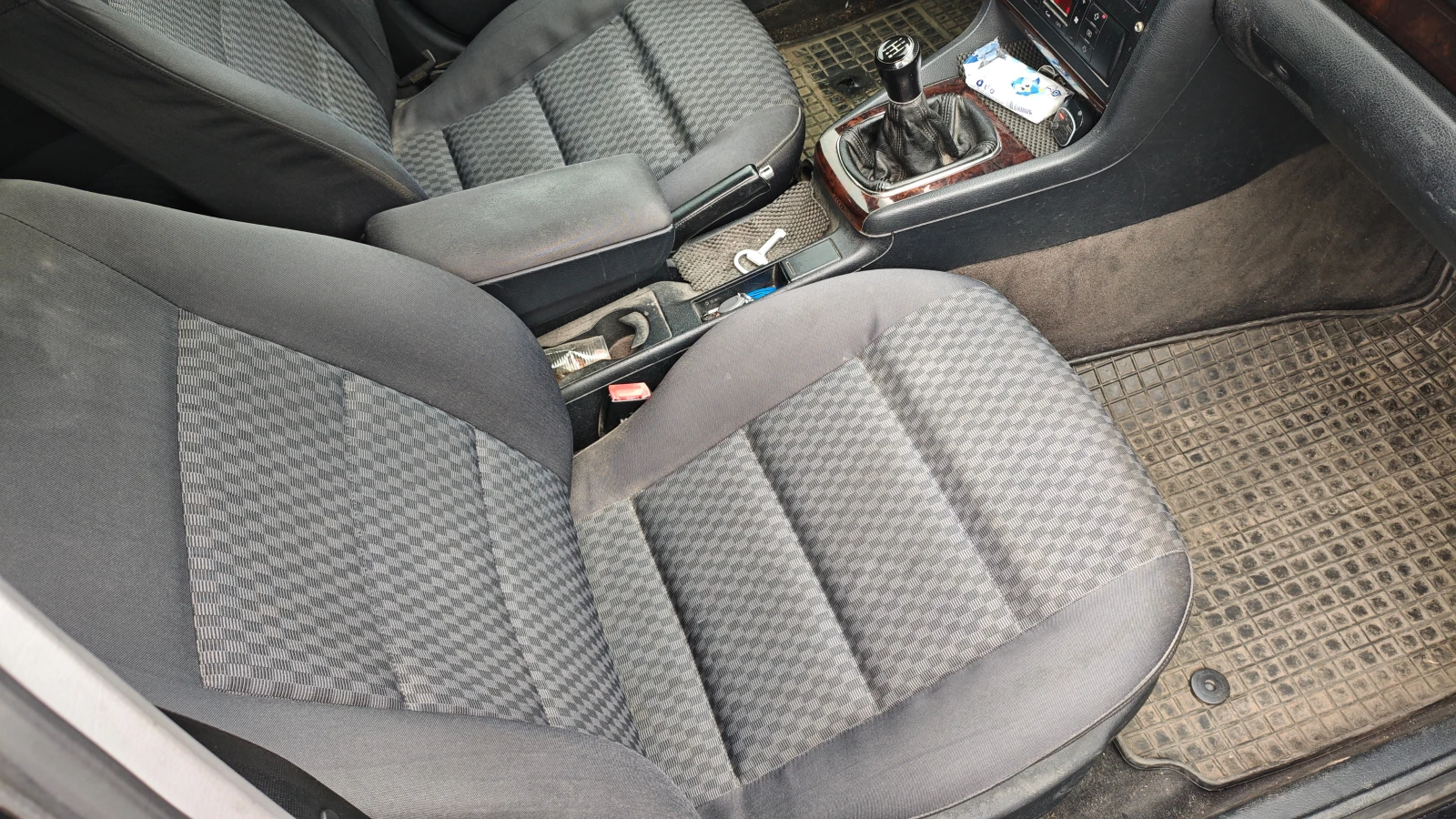Audi A4 AVANT, снимка 5 - Автомобили и джипове - 54666860