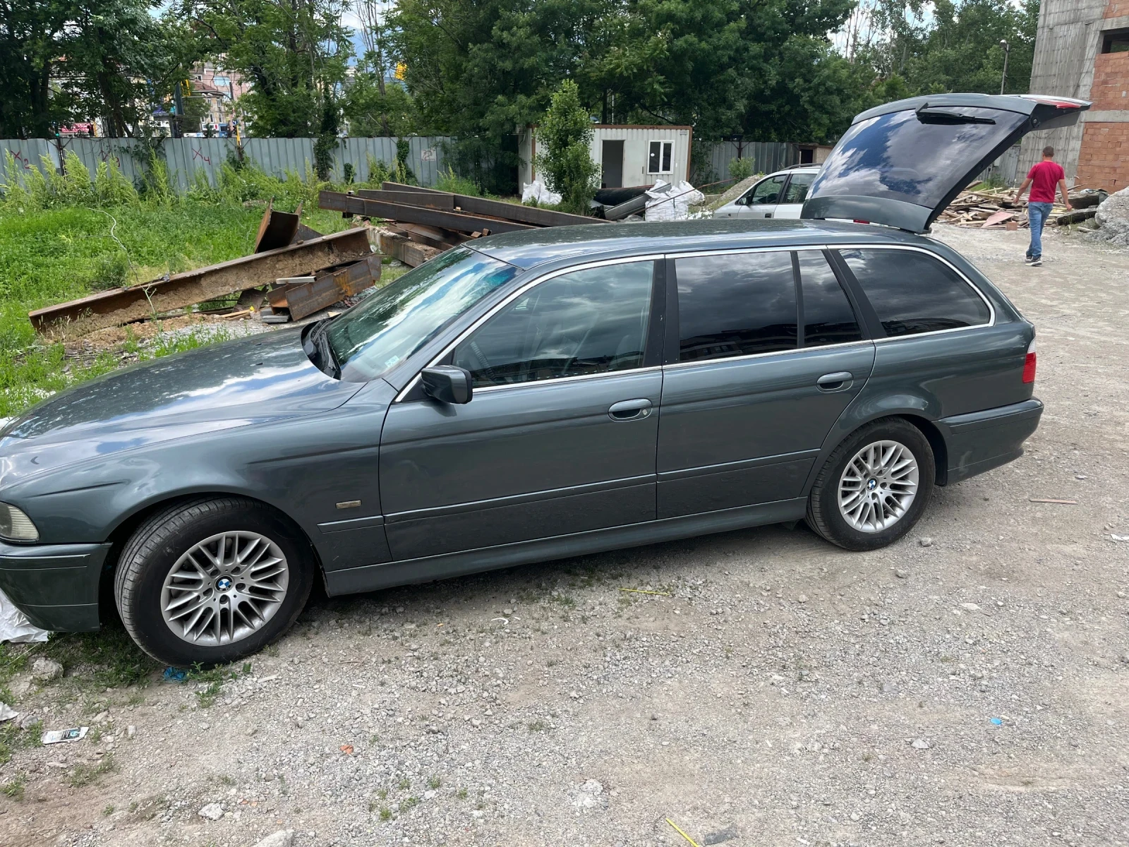 BMW 530, снимка 11 - Автомобили и джипове - 54730200