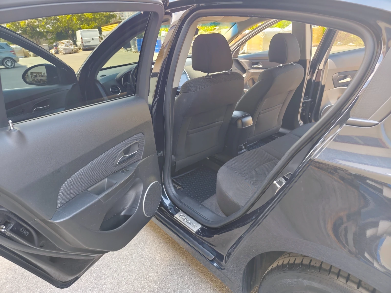 Chevrolet Cruze 1.8 - 141 �.�. /GPL - BRC/ | Mobile.bg � ����������� 10
