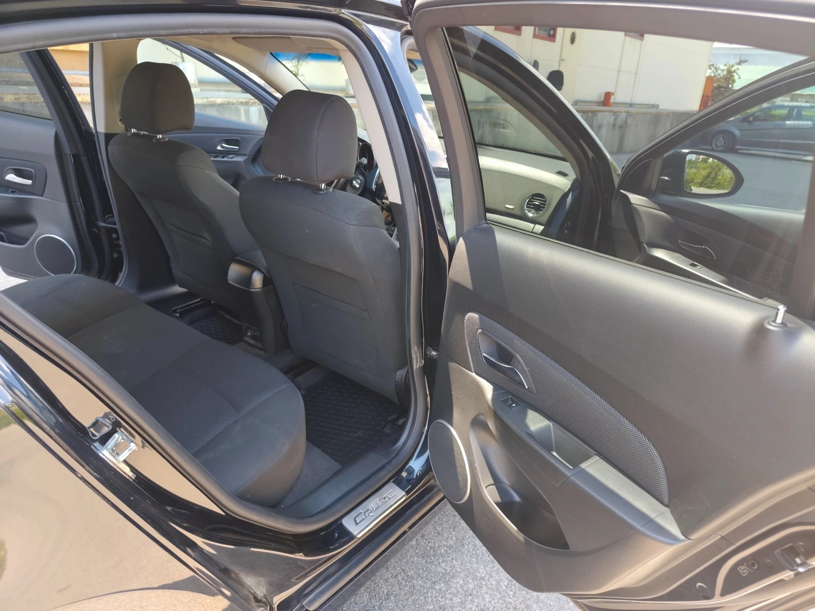 Chevrolet Cruze 1.8 - 141 �.�. /GPL - BRC/ | Mobile.bg � ����������� 12