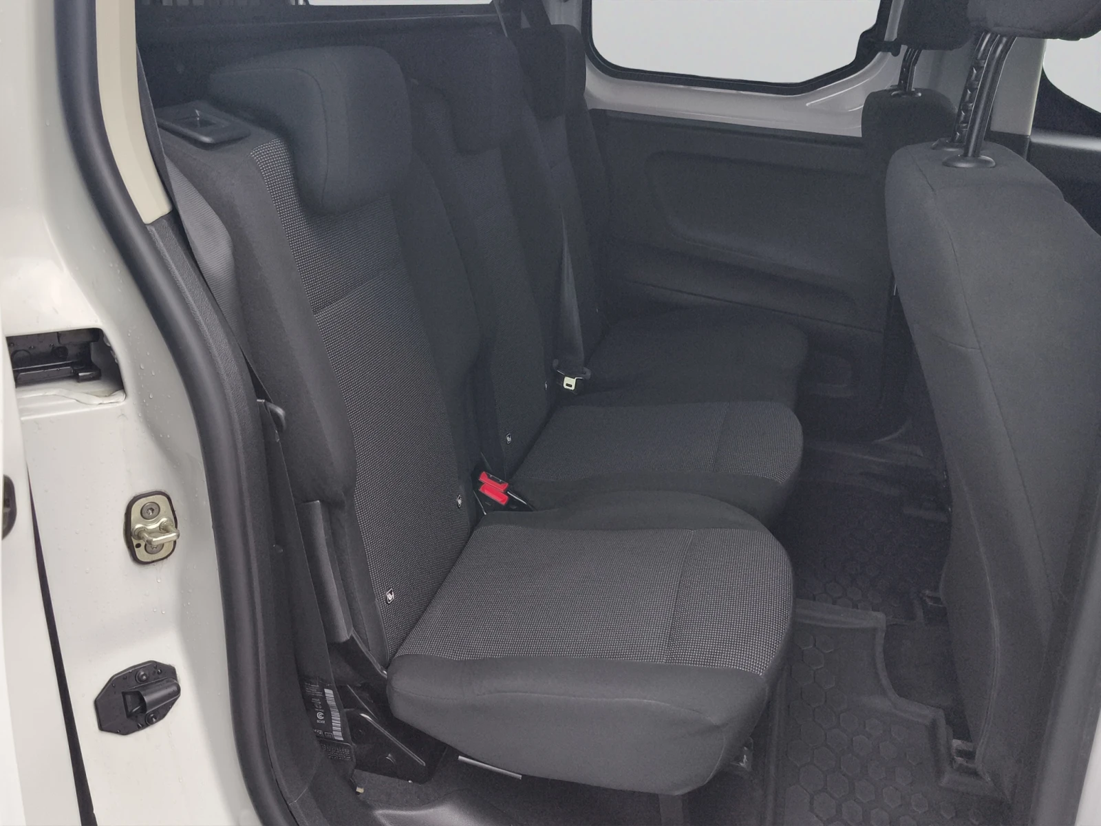 Citroen Berlingo MPV M Live Pack 1.5 BlueHDI 102 BVM6 E6//2409R08, снимка 12 - Автомобили и джипове - 55459299