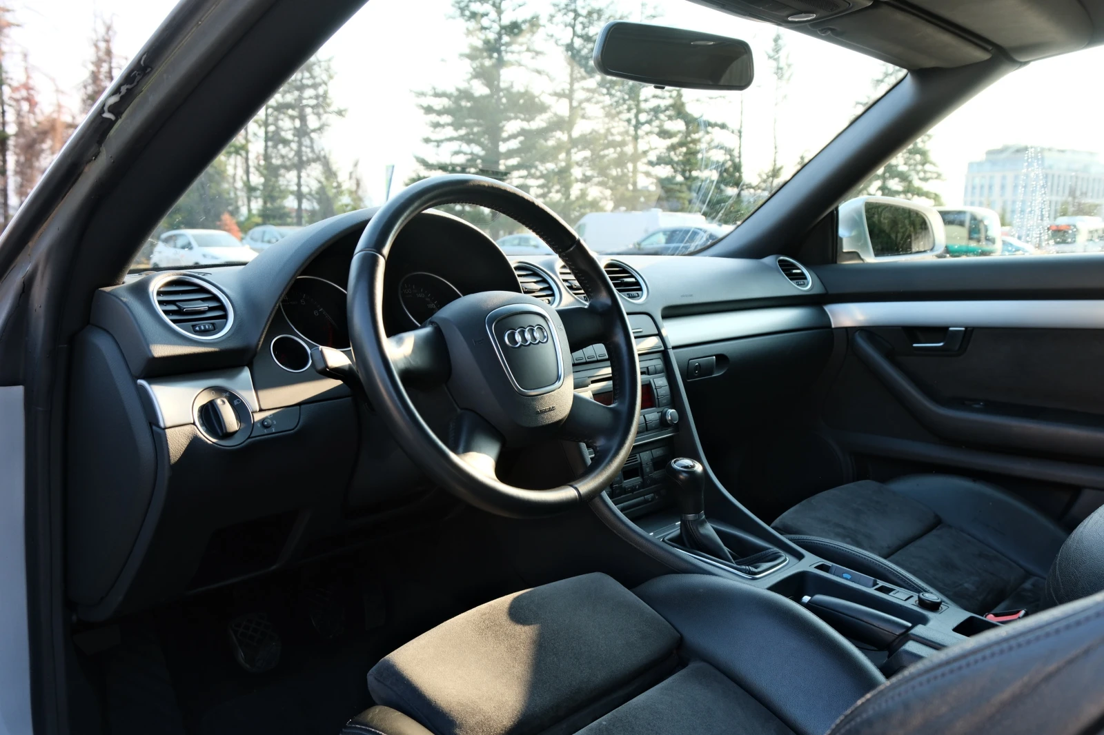 Audi A4 1.8, снимка 3 - Автомобили и джипове - 55966120