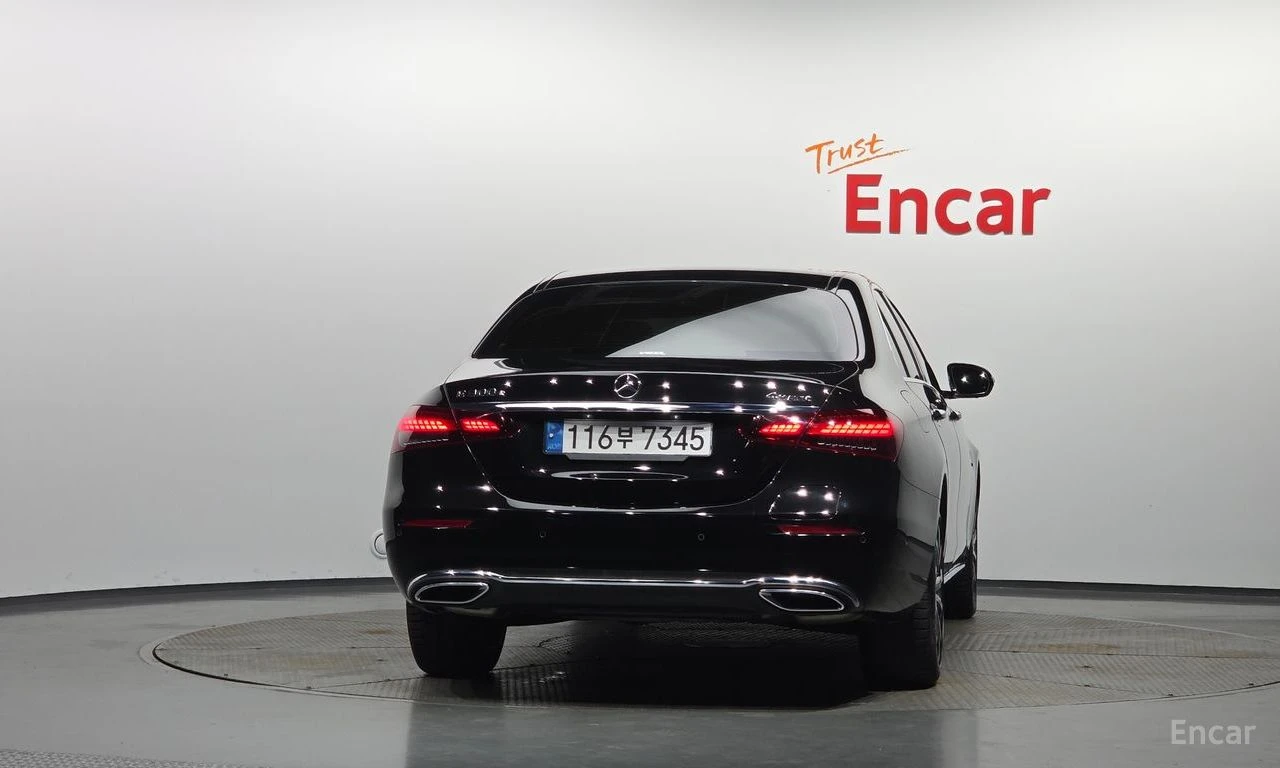 Mercedes-Benz E 300 EXCLUSIVE* BURMESTER* DIS* ХЕДЪП* ОБДУХ* КРАЙНА ЦЕ, снимка 4 - Автомобили и джипове - 55987186