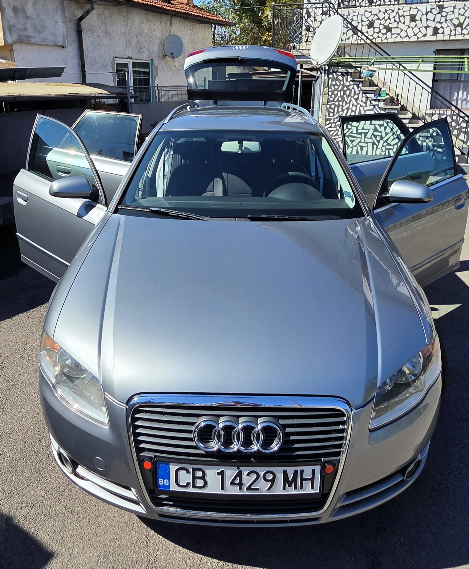 Audi A4, снимка 2 - Автомобили и джипове - 56076382