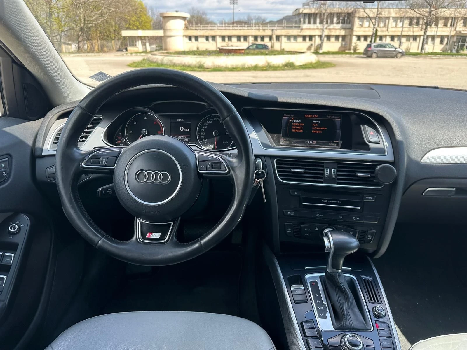 Audi A4, снимка 3 - Автомобили и джипове - 56337153