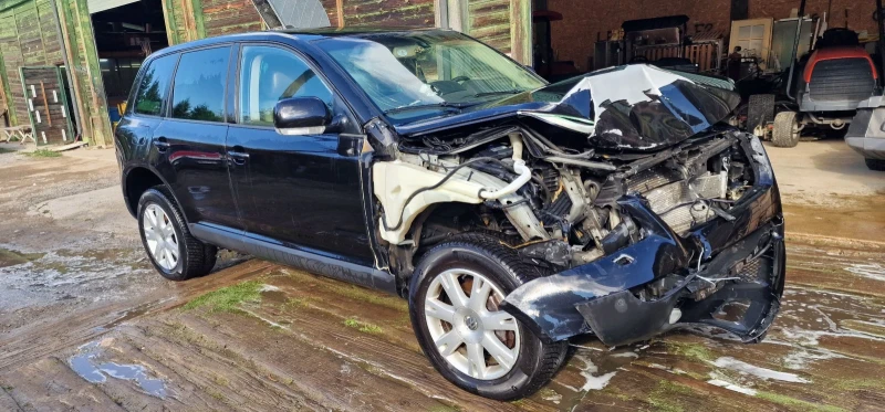 VW Touareg 3.0TDI, снимка 3 - Автомобили и джипове - 52020256