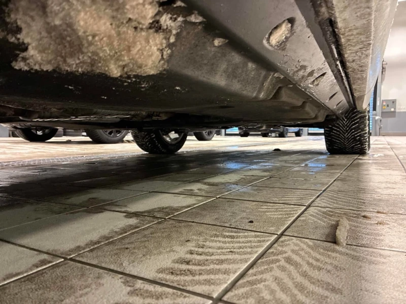 Audi Q7 * Progressiv * CARFAX * БЕЗ ПЪРВОНАЧАЛНА ВНОСКА, снимка 17 - Автомобили и джипове - 52777320