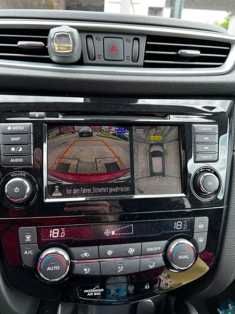 Nissan Qashqai Nissan Qashqai 1.3 DIG-T N-Connecta, снимка 3 - Автомобили и джипове - 52921438