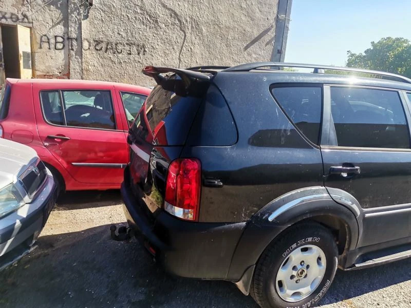 SsangYong Rexton 3.2 бензин за части, снимка 7 - Автомобили и джипове - 47189709