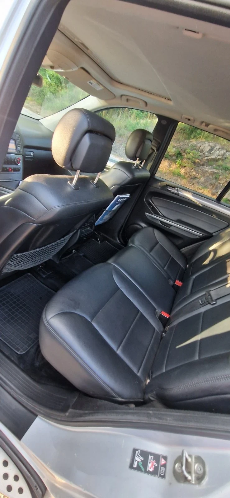 Mercedes-Benz ML 500 5.5 388к.с, снимка 12 - Автомобили и джипове - 52657214