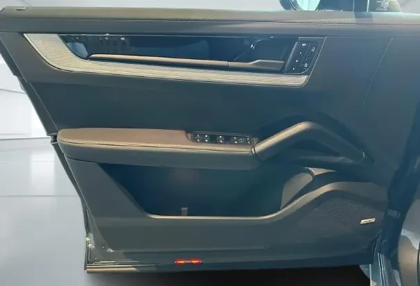 Porsche Cayenne S Coupe = Sport Chrono = Гаранция, снимка 5 - Автомобили и джипове - 53523577