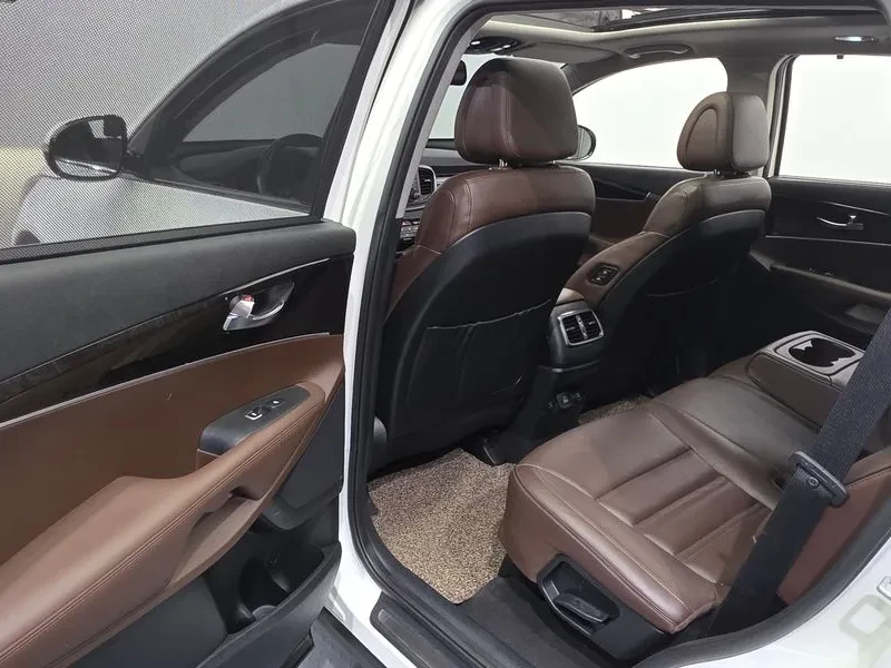 Kia Sorento 2.2 4Wd Noblesse Special, снимка 11 - Автомобили и джипове - 55386739