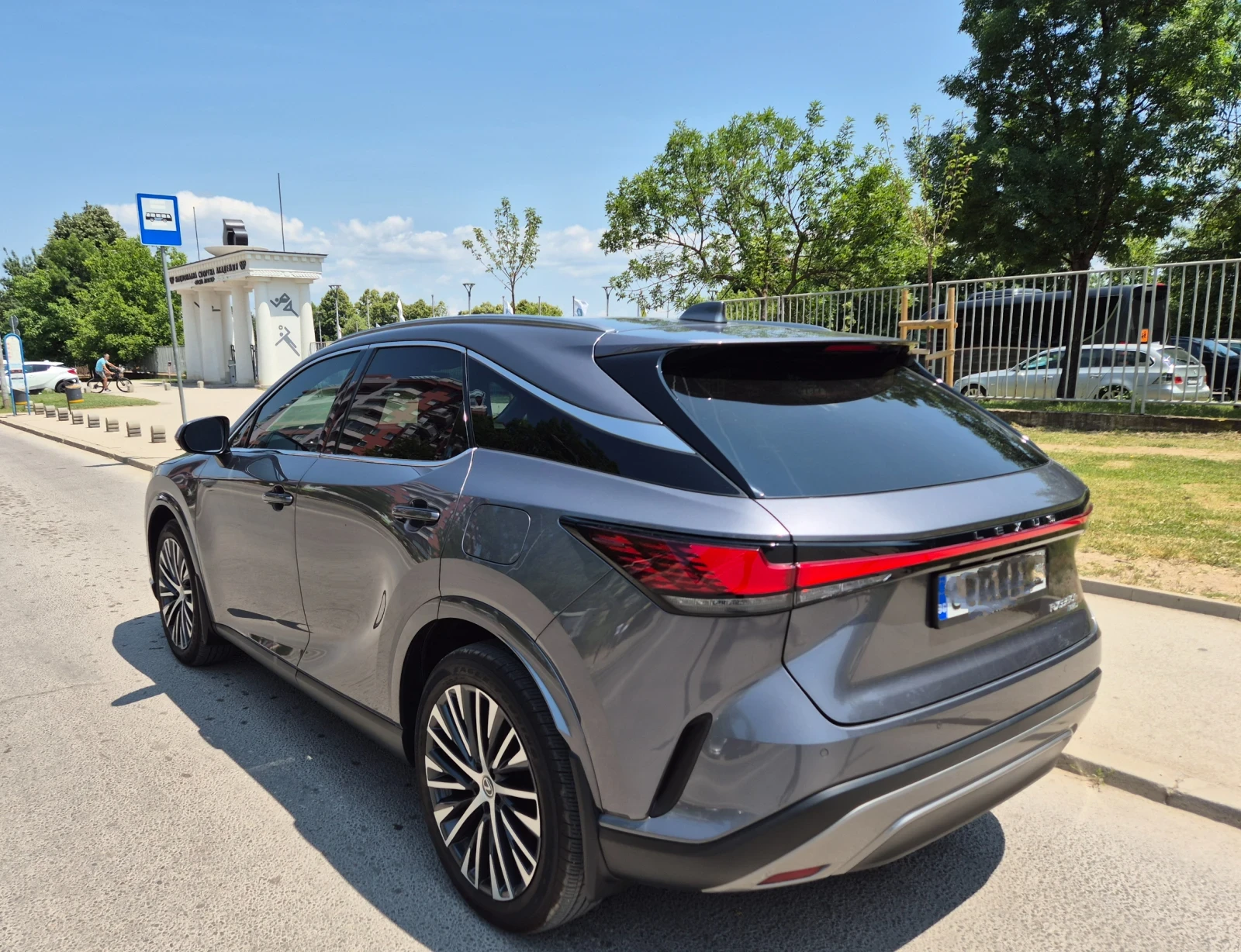 Lexus RX 350h AWD HIBRID - изображение 5