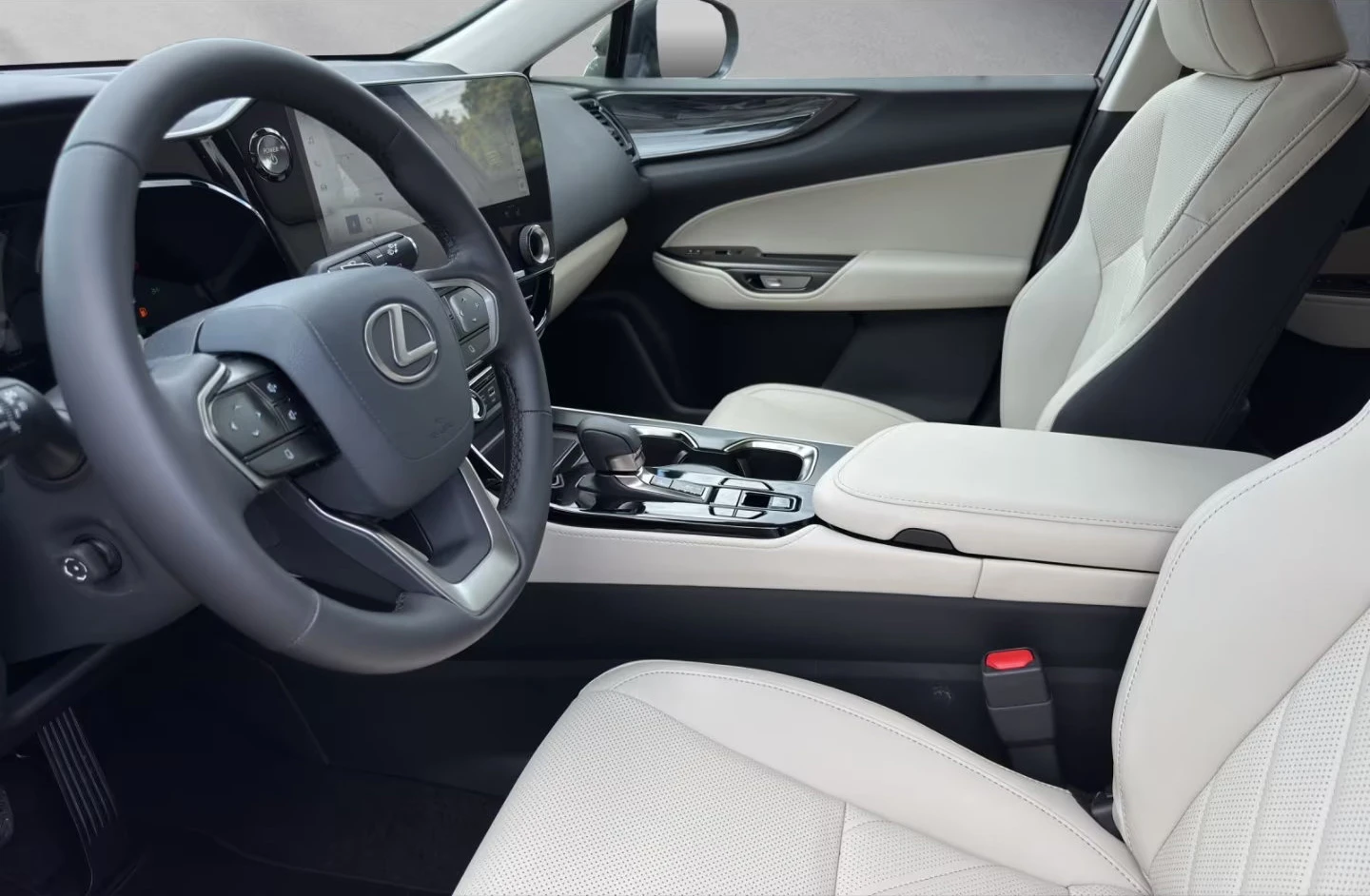 Lexus NX 350h НОВ!/EXECUTIVE/240HP/E-FOUR/AWD/360CAM/MEMO/743f - изображение 10