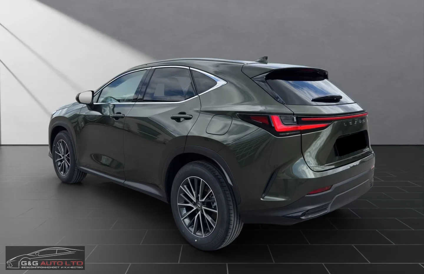 Lexus NX 350h НОВ!/EXECUTIVE/240HP/E-FOUR/AWD/360CAM/MEMO/743f - изображение 4