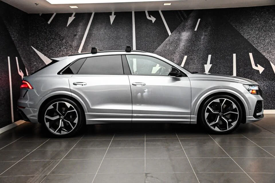 Audi RSQ8 QUATTRO * B&O * MATRIX * MASSAGE * 360 CAMERA  - изображение 3