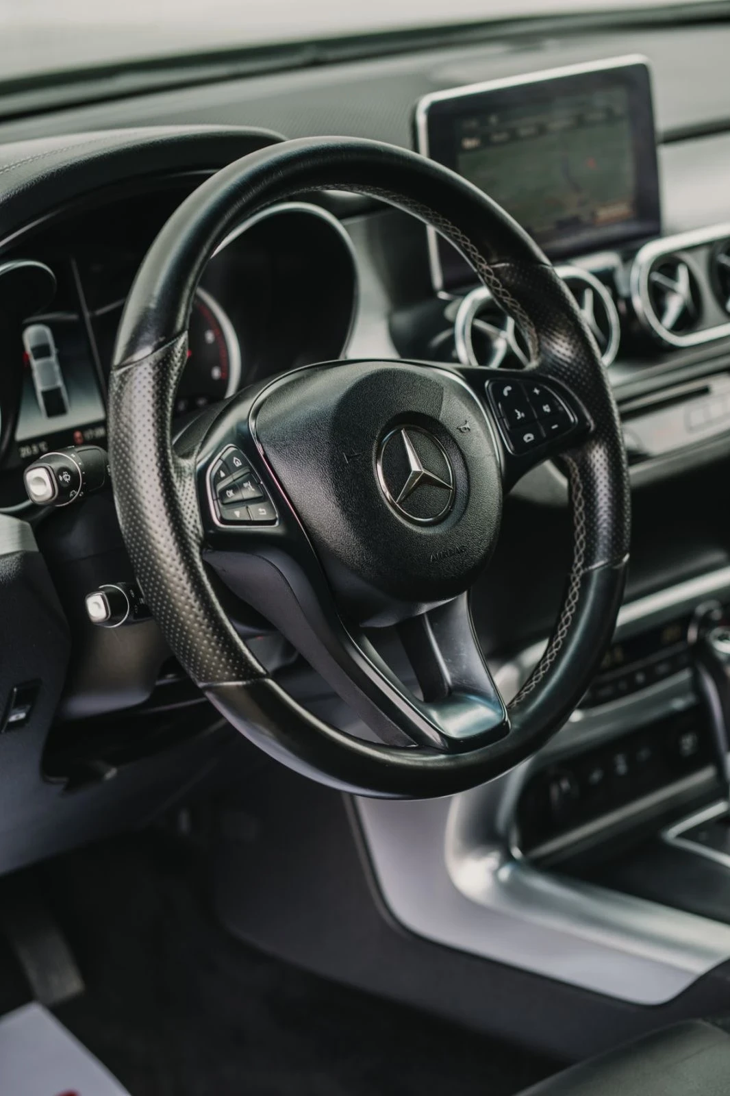 Mercedes-Benz X-Klasse 350 3.0CDI V6 360CAM HARDTOP, снимка 9 - Автомобили и джипове - 53249514
