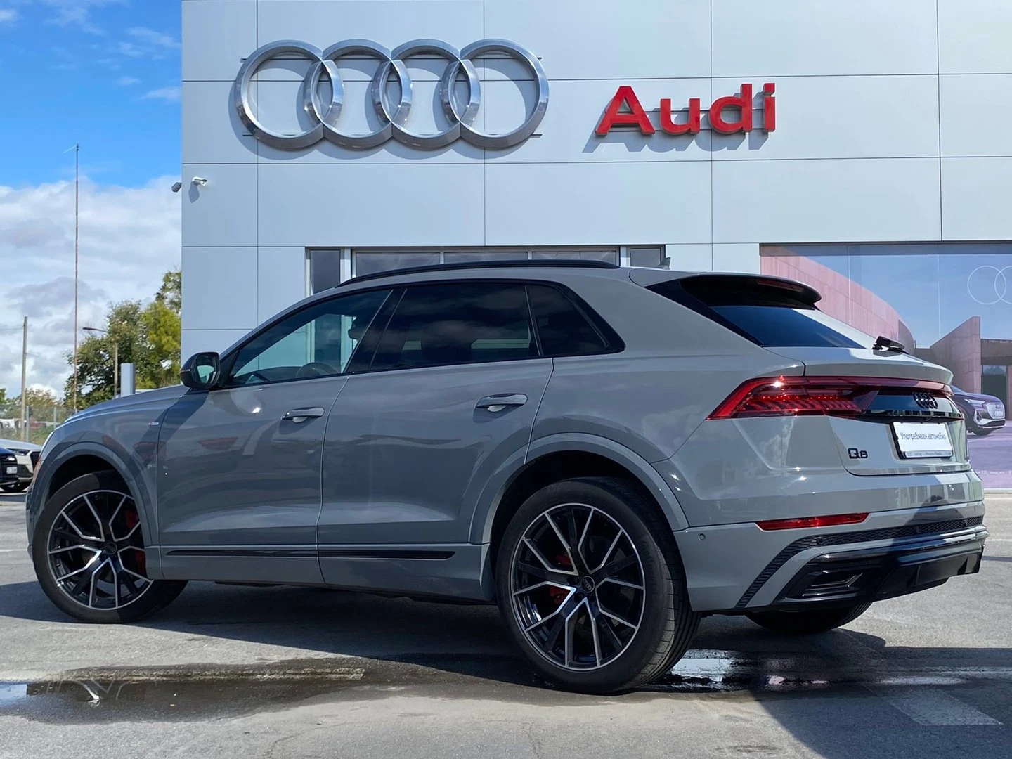 Audi Q8 50 TDI quattro, снимка 4 - Автомобили и джипове - 54069999