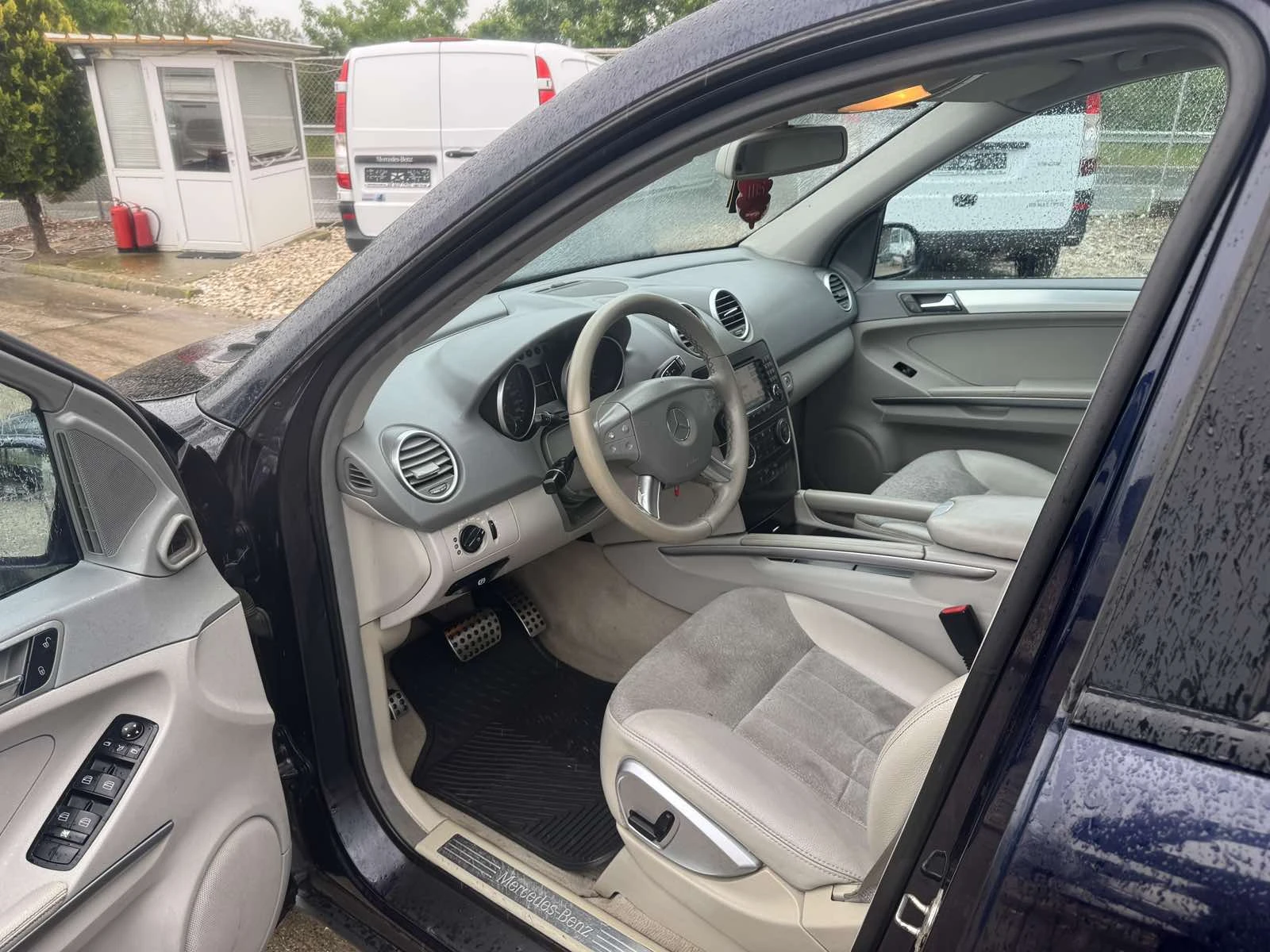 Mercedes-Benz ML 320CDIНА ПРУЖИНИ!!, снимка 11 - Автомобили и джипове - 54640541