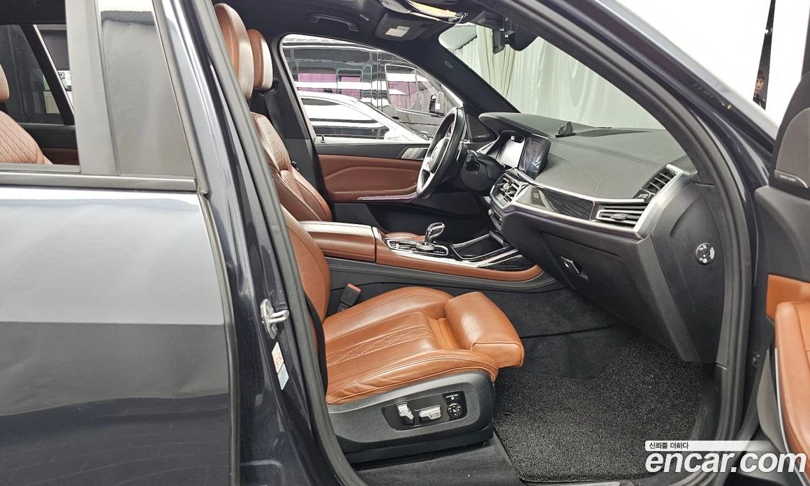 BMW X7 xDrive 30d M Sport 6 STR, снимка 11 - Автомобили и джипове - 55668942