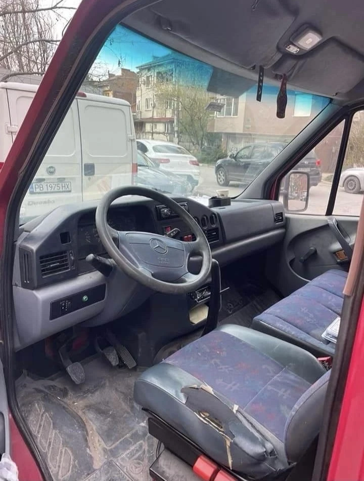 Mercedes-Benz 208  - изображение 3