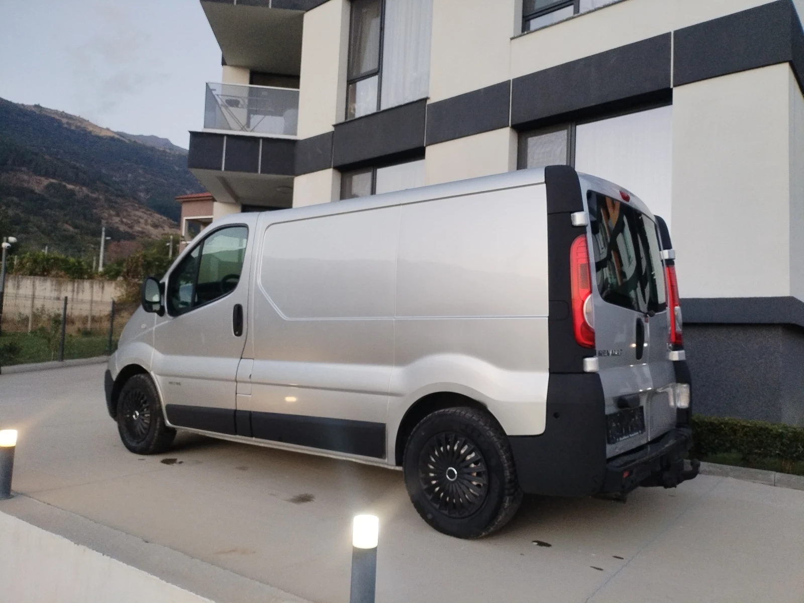 Renault Trafic 2.0 DCI 114HP FACE Клима Камера , снимка 12 - Бусове и автобуси - 55958139