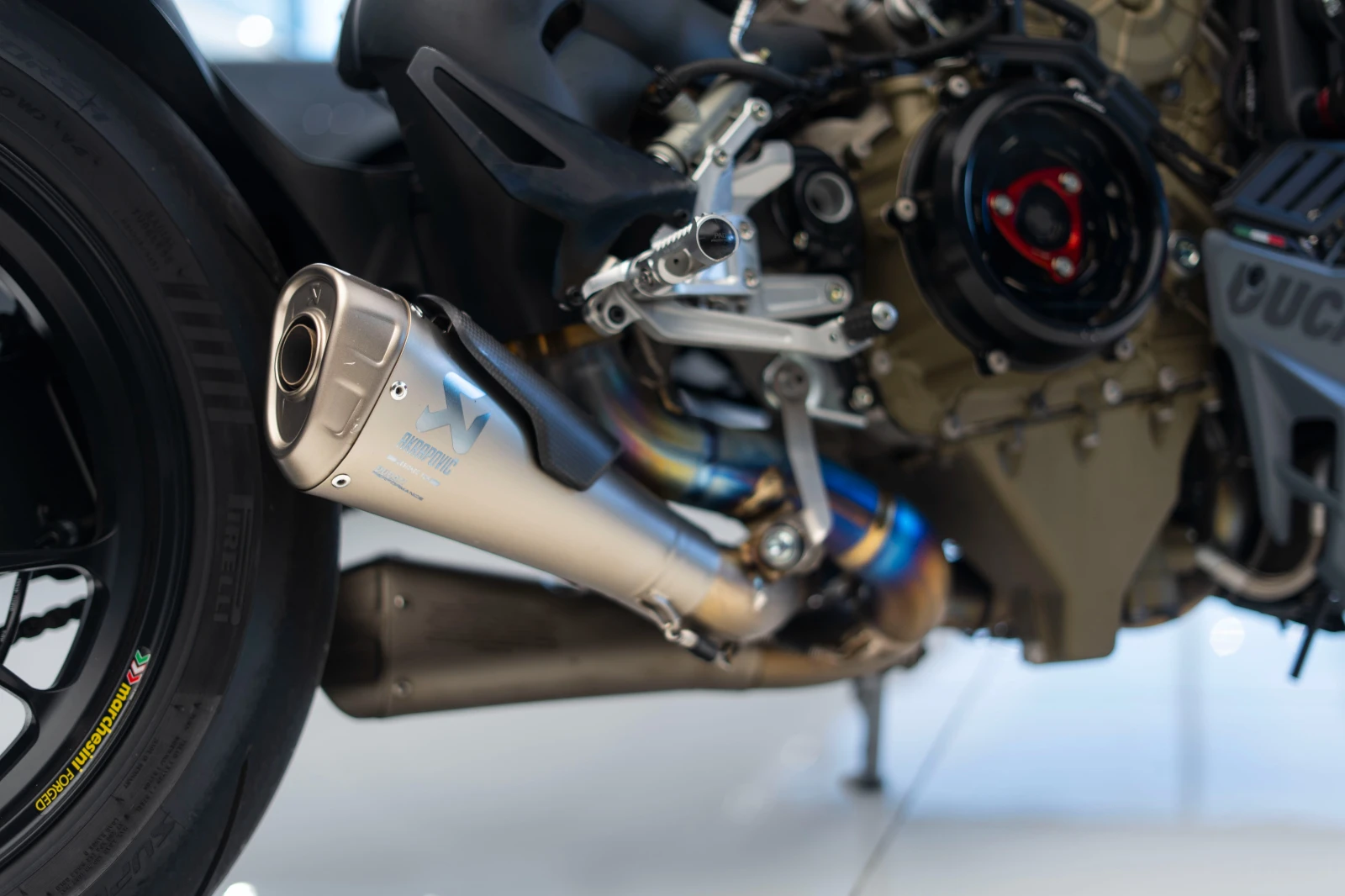 Ducati Streetfighter V4\S\Carbon\Akrapovic | Mobile.bg � ����������� 11
