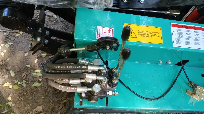 Трактор Друга марка Трактор JY-35 3-цилиндров двигател с водно охлажда, снимка 7 - Селскостопанска техника - 52523924