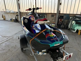 Джет Bombardier Sea Doo Spark Trixx 2up, снимка 2