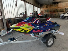 Джет Bombardier Sea Doo Spark Trixx 2up, снимка 1