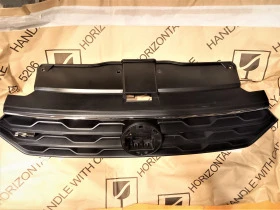 Предна решетка за VW T-roc R-line 2020g, снимка 1 - Части - 47200405