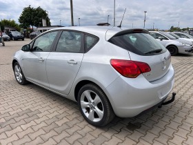 Opel Astra 1.6i EURO 5, снимка 8 - Автомобили и джипове - 44621590