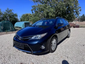 Обява за продажба на Toyota Auris 1.6i Мултимедия/Подгрев ~17 299 лв. - изображение 1