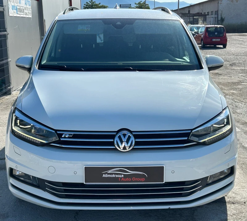 VW Touran 2.0 TDI 150 кс R-Line DSG FULL, снимка 1 - Автомобили и джипове - 45257517