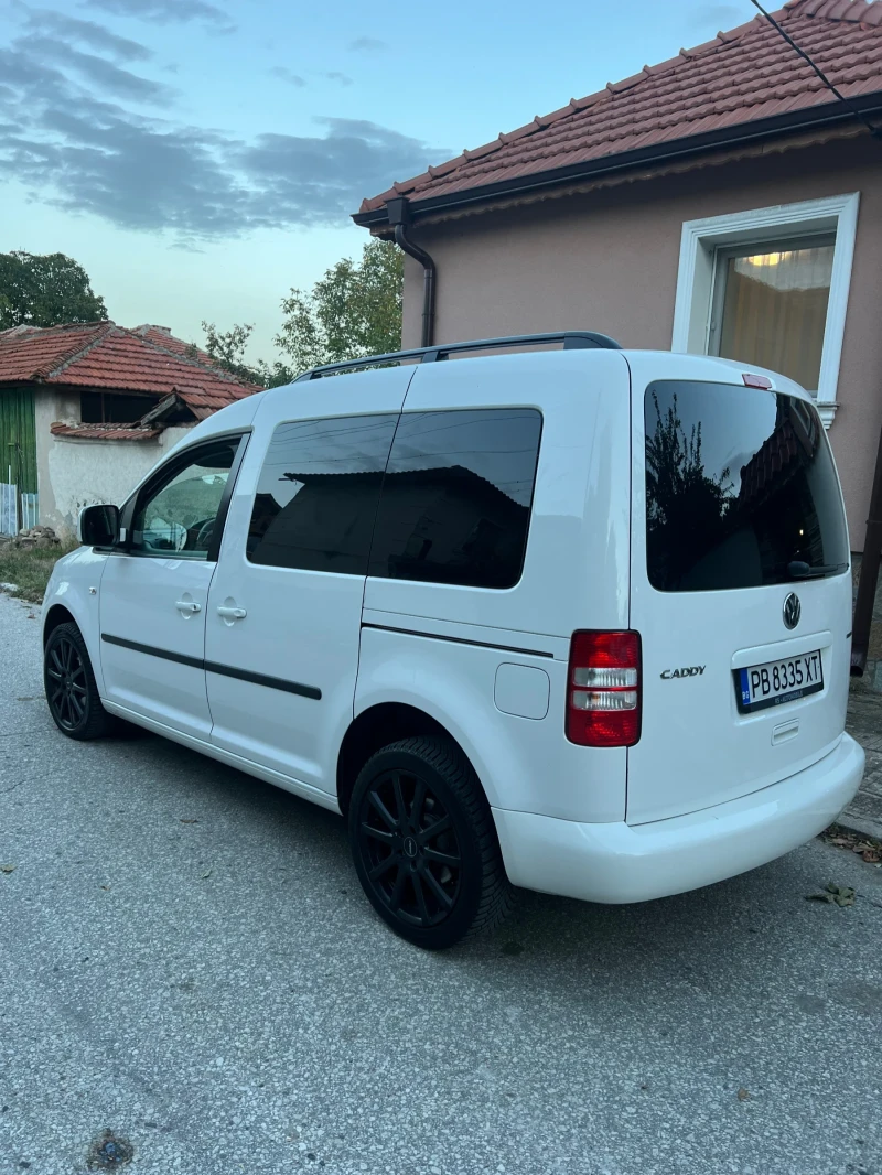 VW Caddy Бензин/Метан, снимка 13 - Автомобили и джипове - 47465825