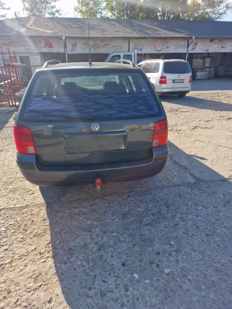 VW Passat 1.9, снимка 2 - Автомобили и джипове - 47669590