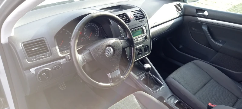 VW Golf 5, снимка 3 - Автомобили и джипове - 48989701