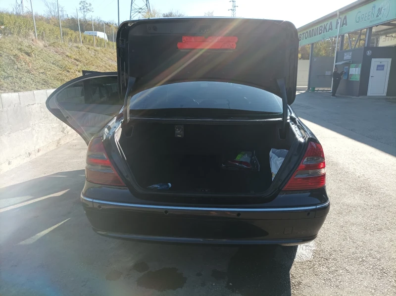 Mercedes-Benz E 270, снимка 15 - Автомобили и джипове - 49320508