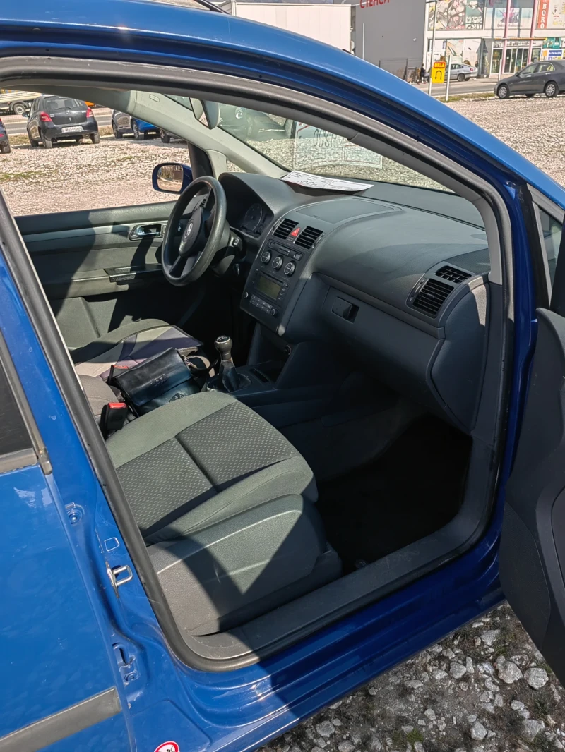 VW Touran 1.9tdi/101k.s/6sk, снимка 8 - Автомобили и джипове - 49462216