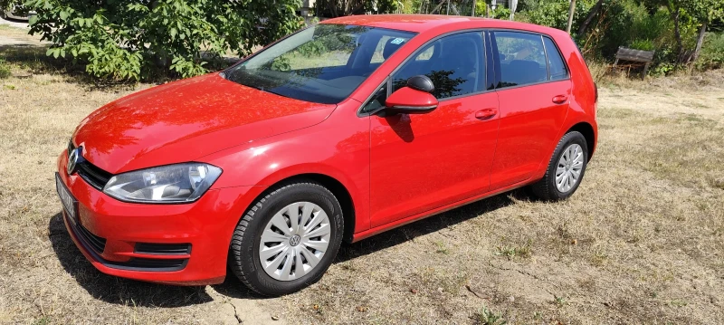 VW Golf 1.6 TDI BLUEMOTION, снимка 6 - Автомобили и джипове - 52350050
