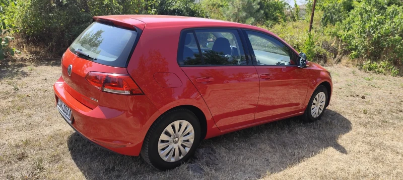 VW Golf 1.6 TDI BLUEMOTION, снимка 3 - Автомобили и джипове - 52350050
