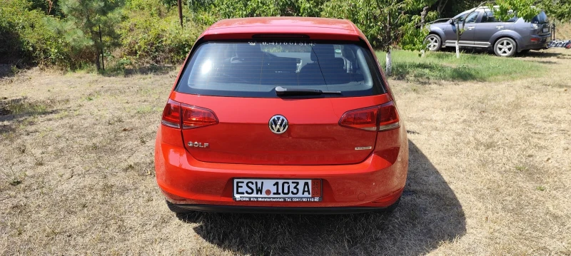 VW Golf 1.6 TDI BLUEMOTION, снимка 2 - Автомобили и джипове - 52350050