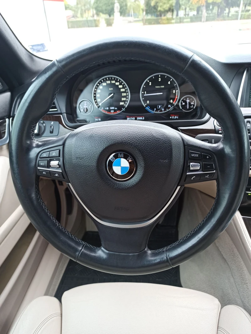 BMW 520 Facelift///Xdrive///Led, снимка 9 - Автомобили и джипове - 52052487