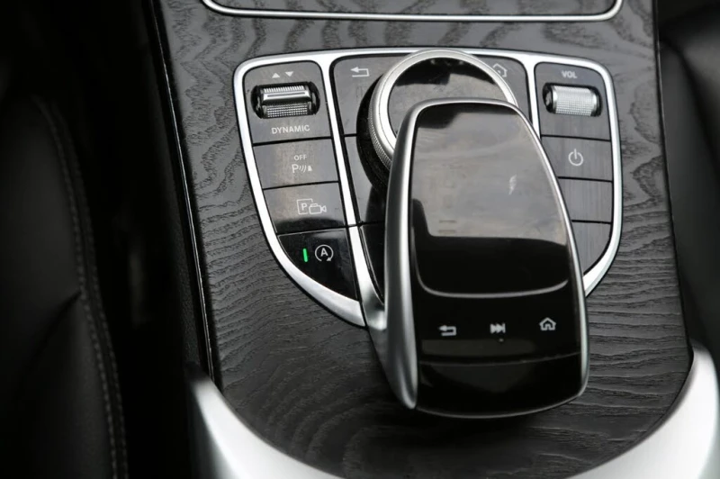 Mercedes-Benz C 300 AMG, BURMESTER, DIGITAL, PANORAMA, DISTRONIC, снимка 15 - Автомобили и джипове - 52661131